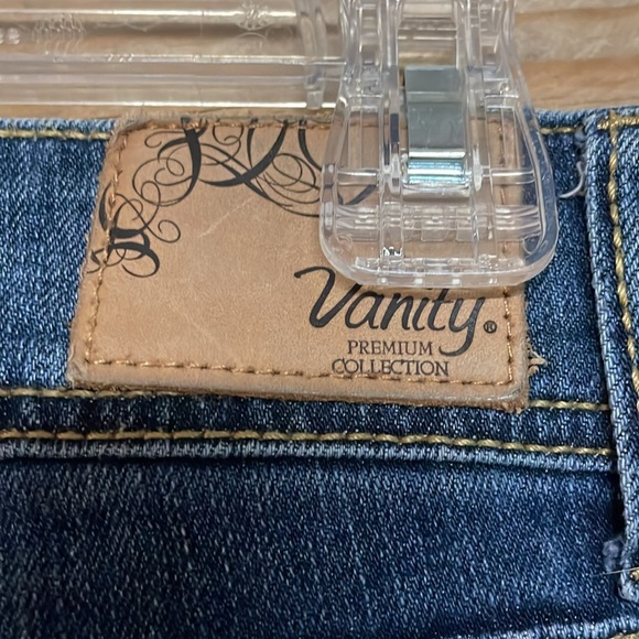 Vanity size 26x33 Dark Wash Slight Stretch Bootcut Jeans with Distress Detailing - Picture 9 of 15